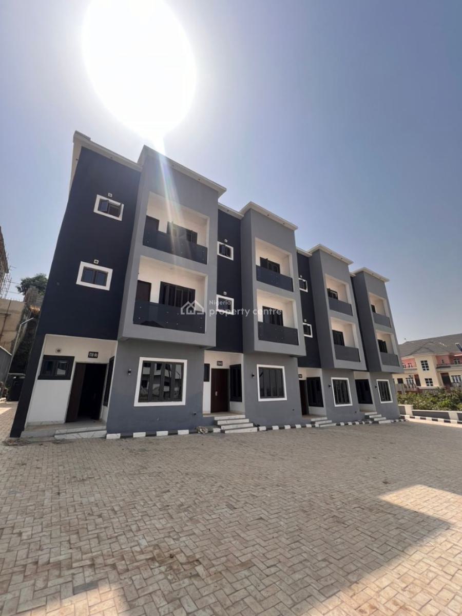 4 Bedroom Terraced Duplex with an Attached 1 Room Bq, Guzape District, Abuja, Terraced Duplex for Sale