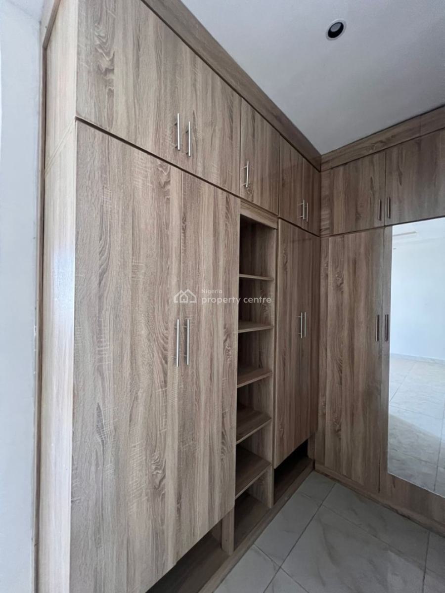 4 Bedroom Terraced Duplex with an Attached 1 Room Bq, Guzape District, Abuja, Terraced Duplex for Sale