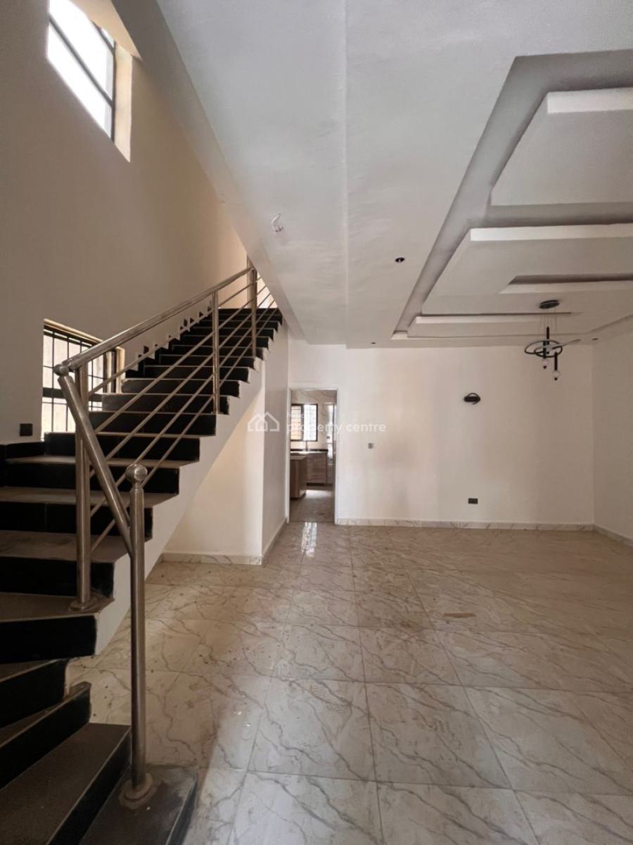 4 Bedroom Terraced Duplex with an Attached 1 Room Bq, Guzape District, Abuja, Terraced Duplex for Sale