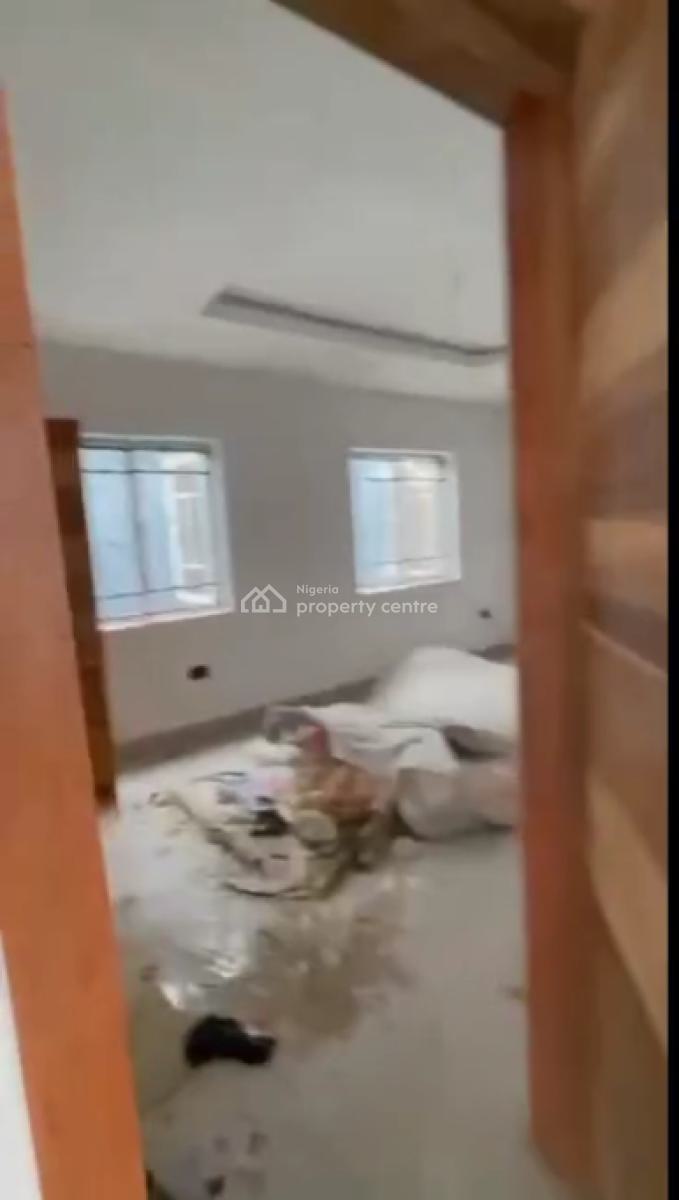 Executive 1bedroom Flat, Ologolo, Lekki Phase 2, Lekki, Lagos, Mini Flat (room and Parlour) for Rent