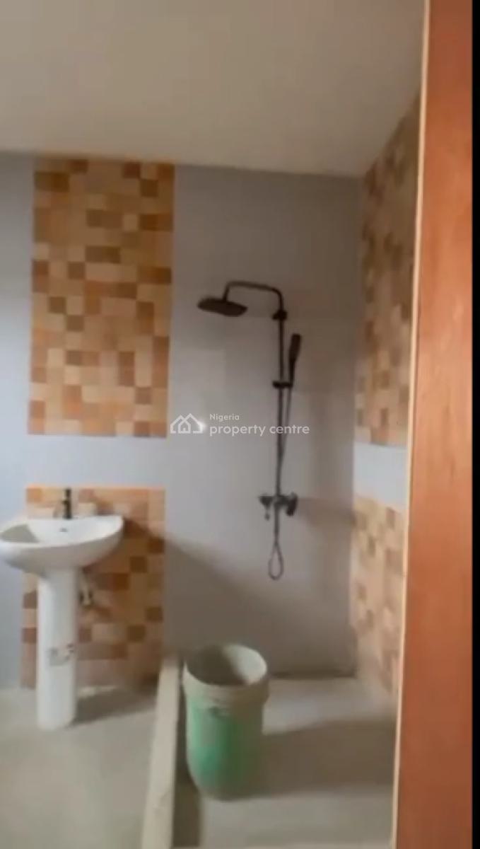 Executive 1bedroom Flat, Ologolo, Lekki Phase 2, Lekki, Lagos, Mini Flat (room and Parlour) for Rent