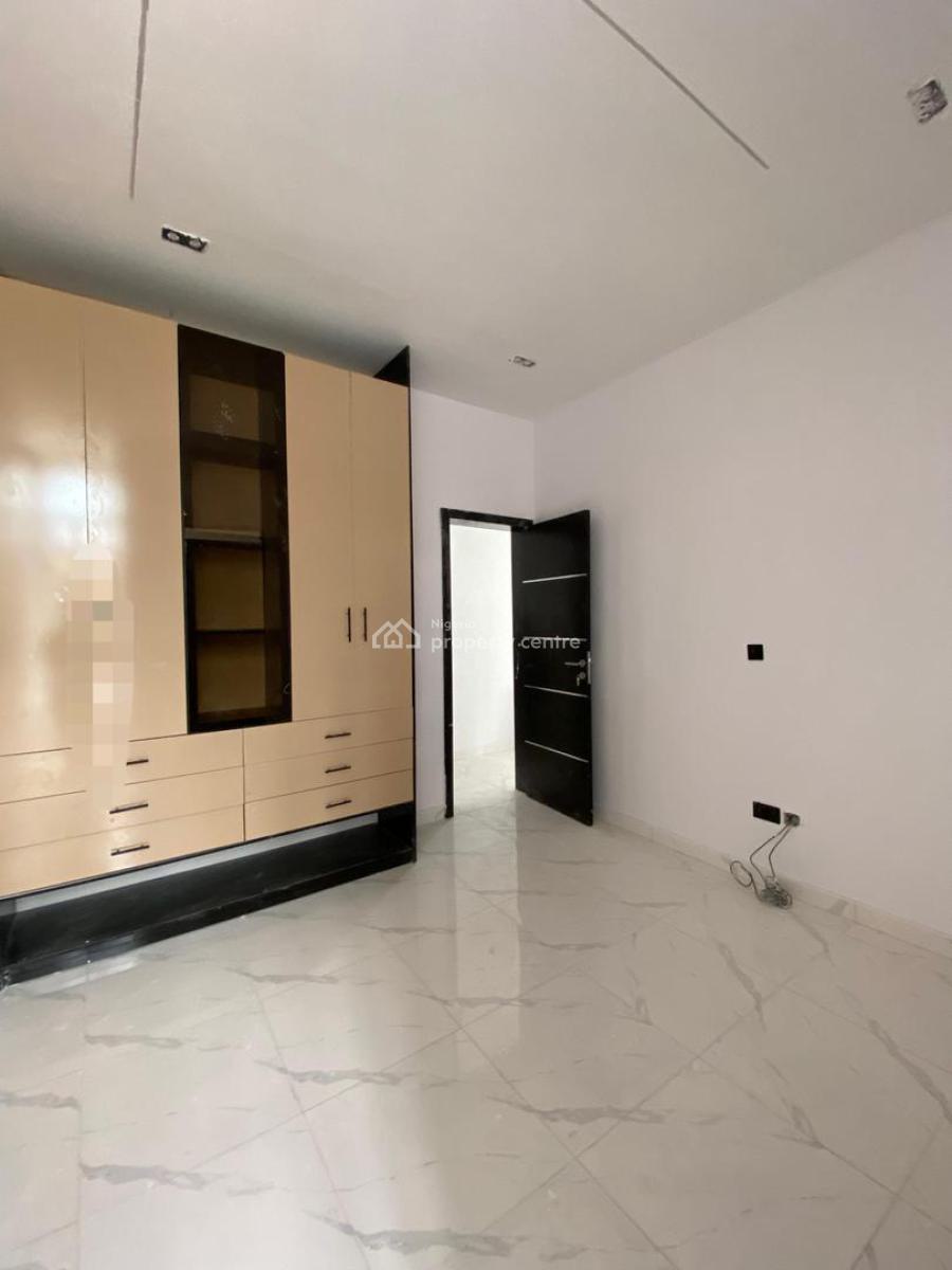 Capacious 5 Bedroom Fully Detached Duplex with Pool & Bq, Ikota, Lekki, Lagos, Detached Duplex for Sale