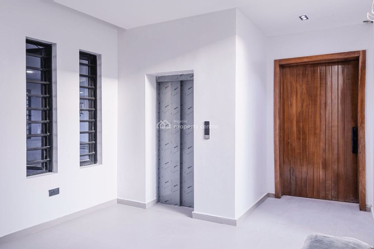 Luxury 2bedrooms Apartment with Swimming Pool & Gym, Lagos, Lekki Phase 1, Lekki, Lagos, Flat / Apartment for Sale