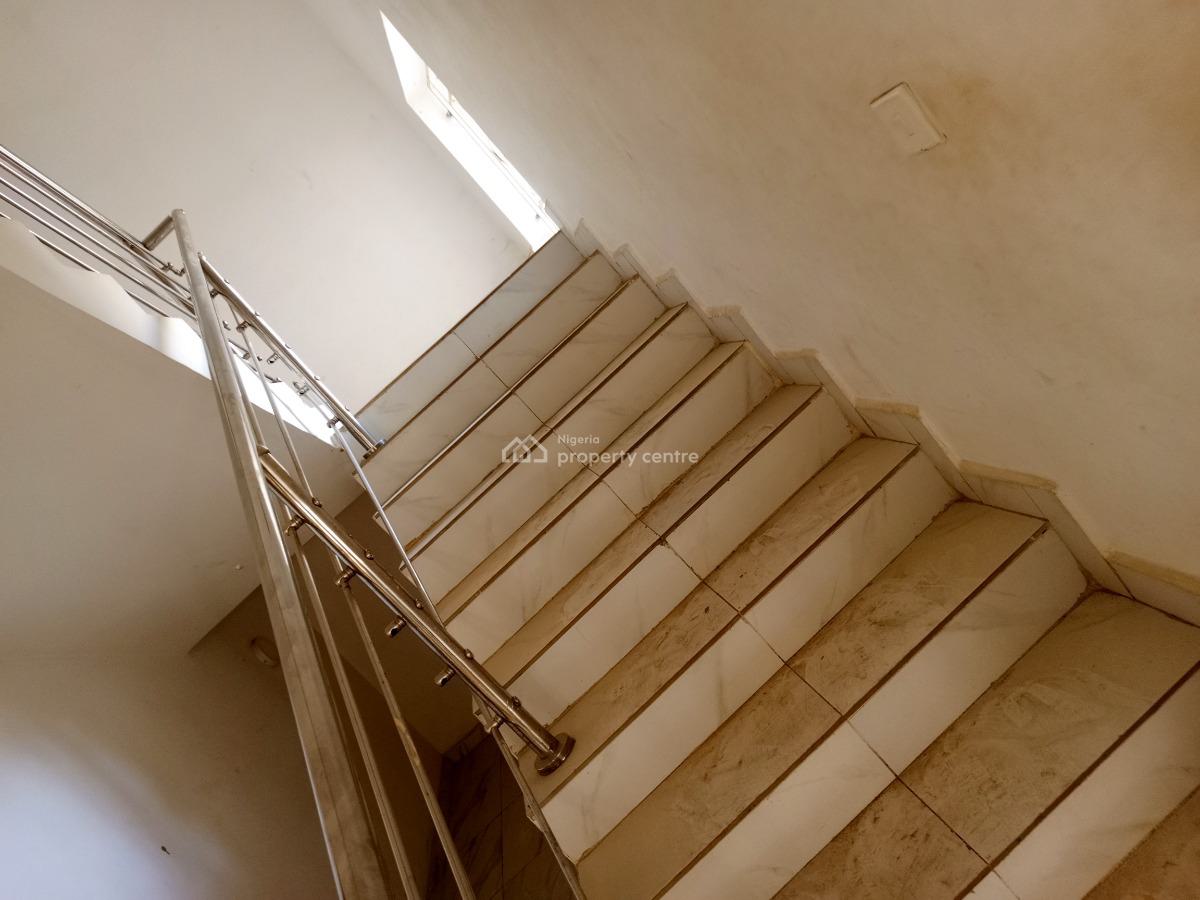 a Luxurious 5 Bedroom Home, Jahi, Abuja, Terraced Duplex for Rent
