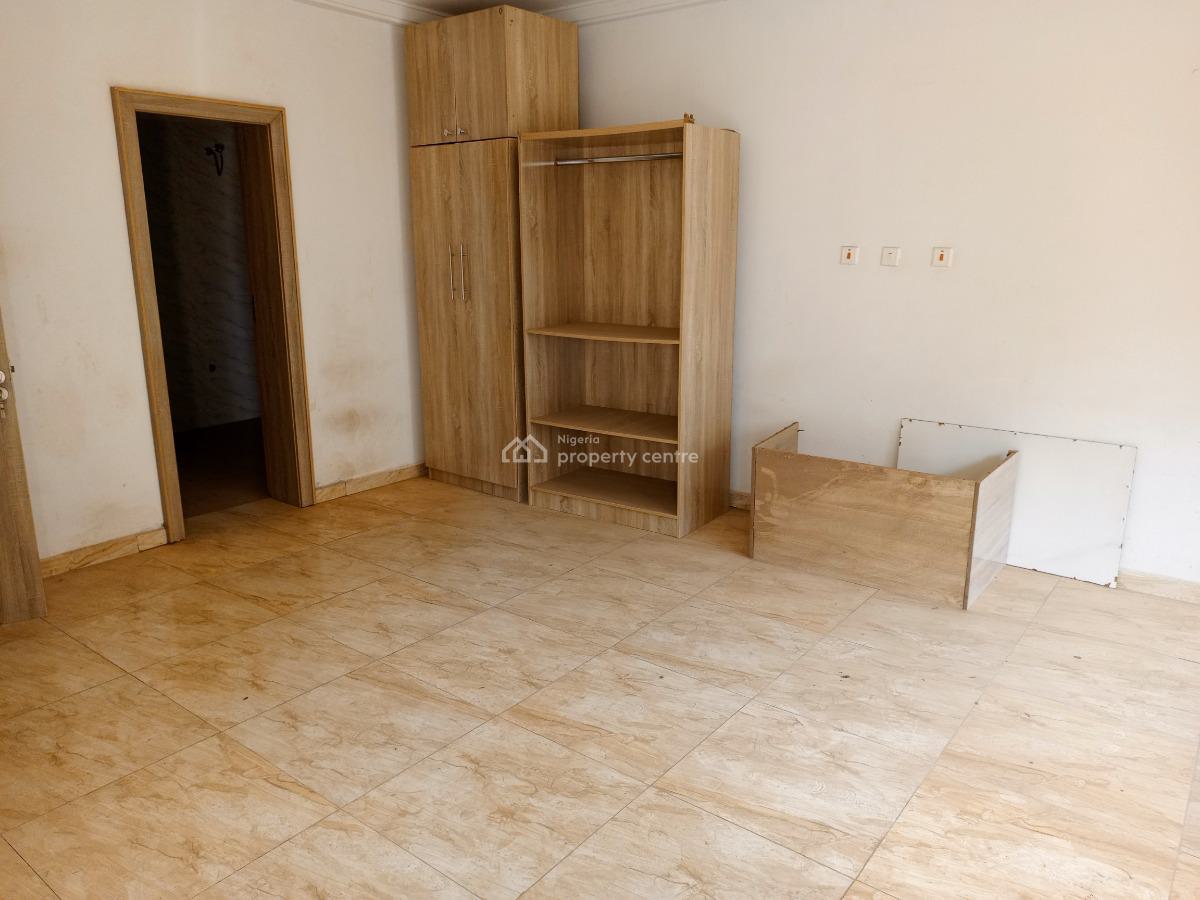 a Luxurious 5 Bedroom Home, Jahi, Abuja, Terraced Duplex for Rent