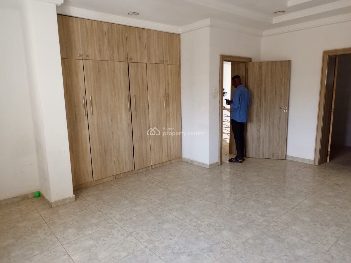 a Luxurious 5 Bedroom Home, Jahi, Abuja, Terraced Duplex for Rent