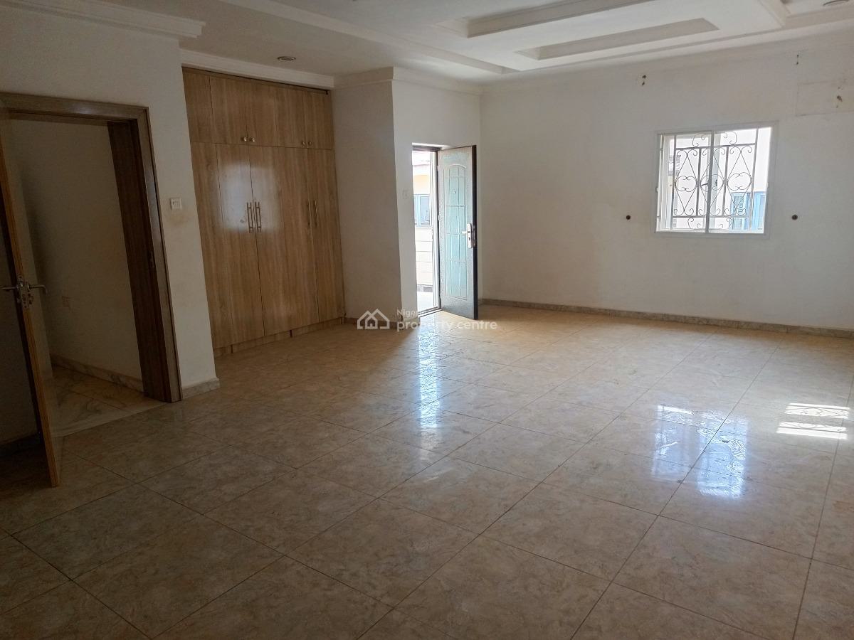 a Luxurious 5 Bedroom Home, Jahi, Abuja, Terraced Duplex for Rent