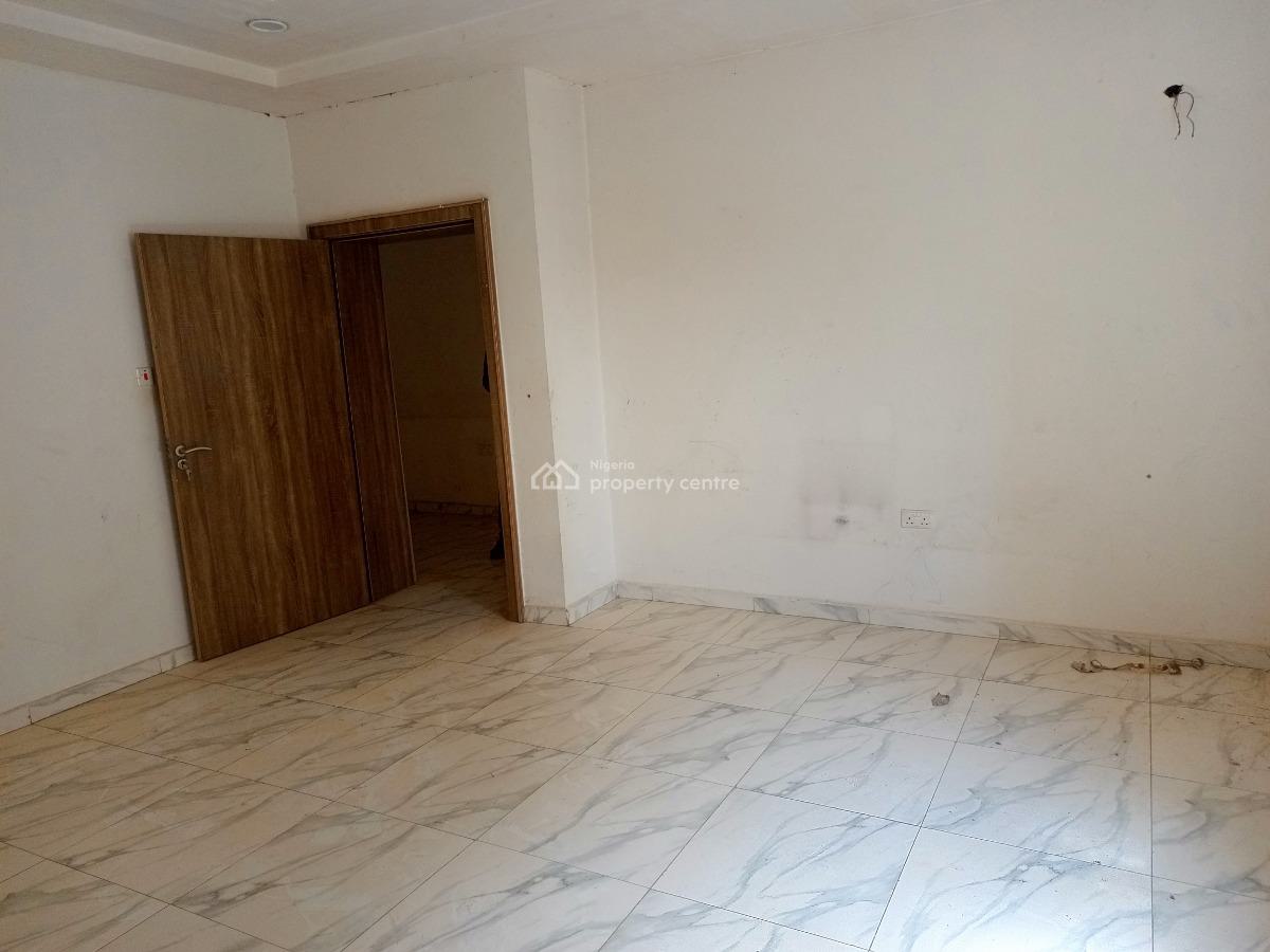 a Luxurious 5 Bedroom Home, Jahi, Abuja, Terraced Duplex for Rent