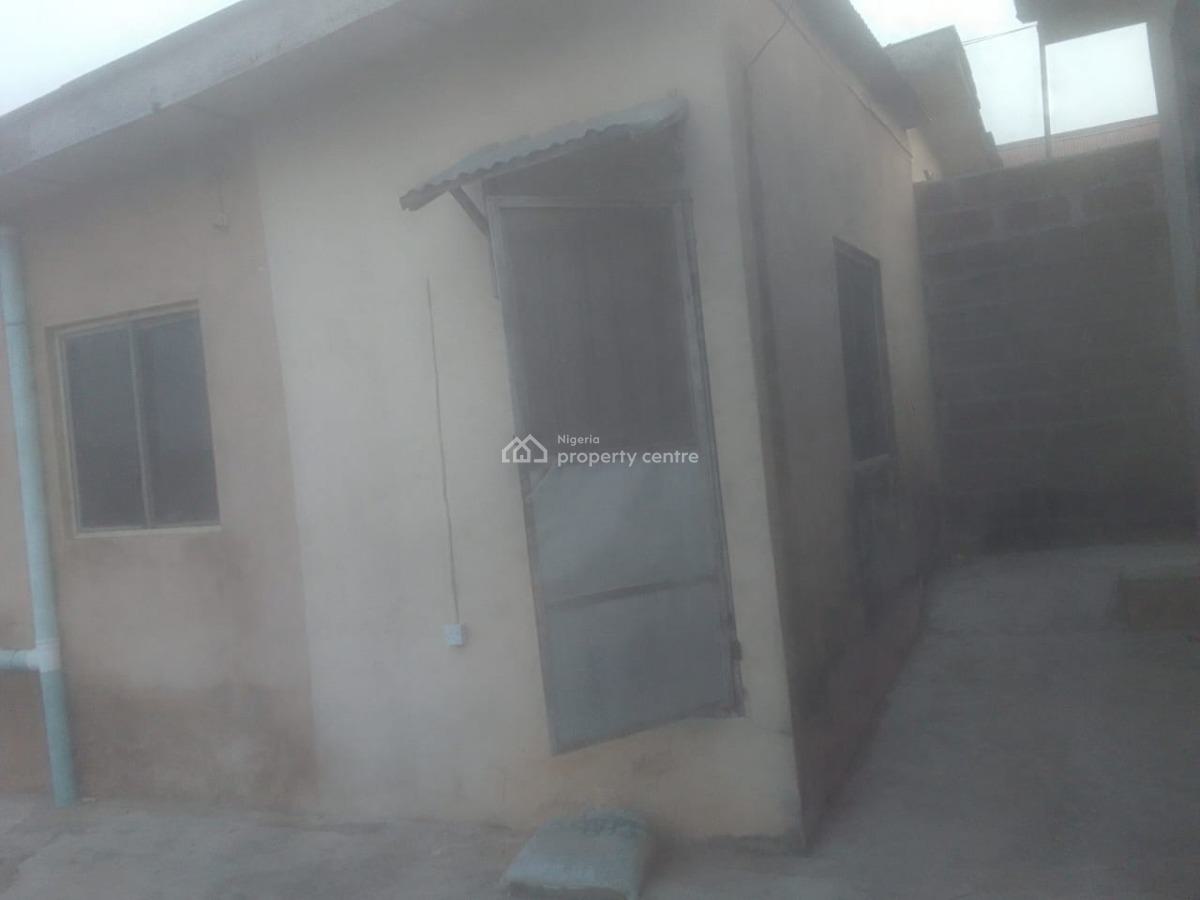 Spacious Standard Room Self-contained, Ereko Estate Off Oke-imuti Igbo-olomu Ishawo Road Via Agric Bus Stop, Isawo, Ikorodu, Lagos, Self Contain (single Rooms) for Rent
