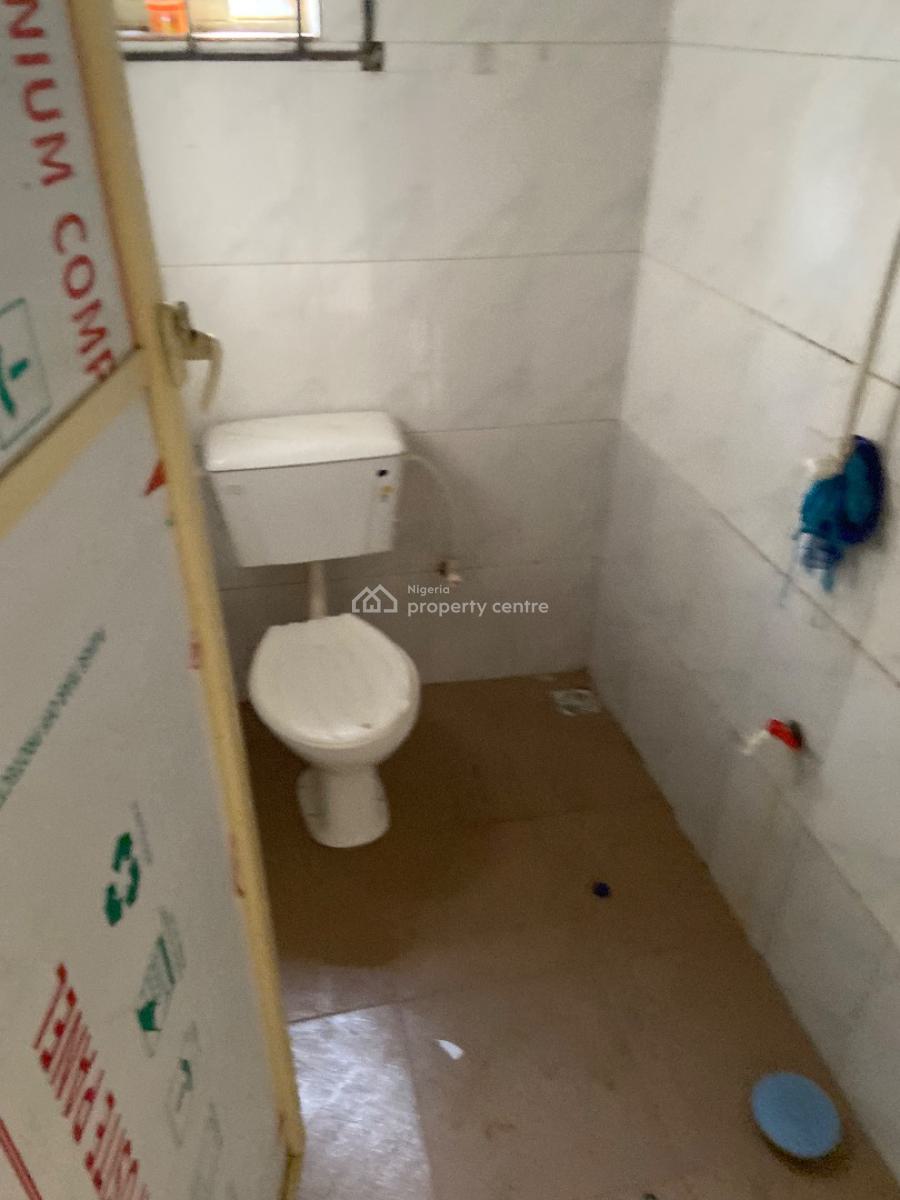 a Neat and Spacious Room and Parlor, Agodongbon Housing Estate Along Lucky Fiber Road, Ikorodu, Lagos, Flat / Apartment for Rent