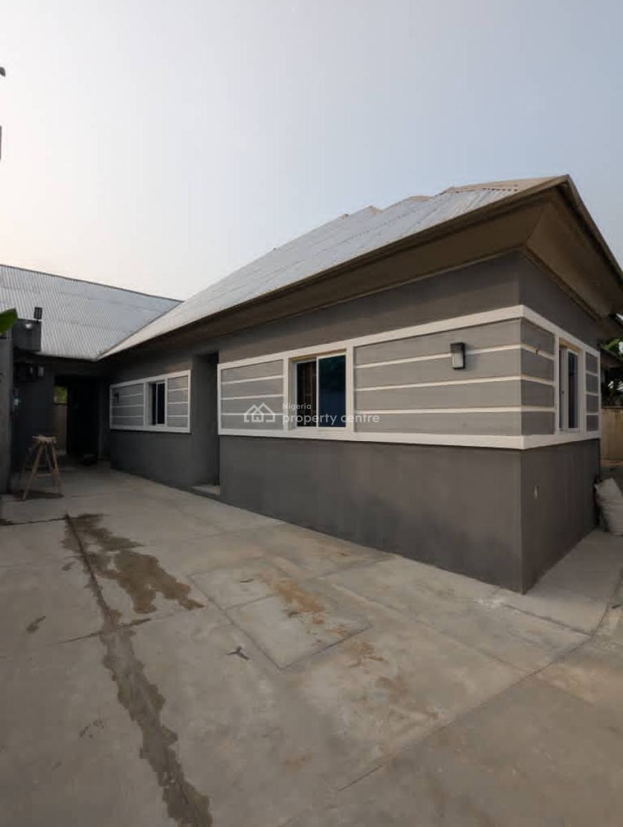 a Spacious Self-contained Apartment, Useoffot, Nwaniba Road, Uyo, Akwa Ibom, House for Rent