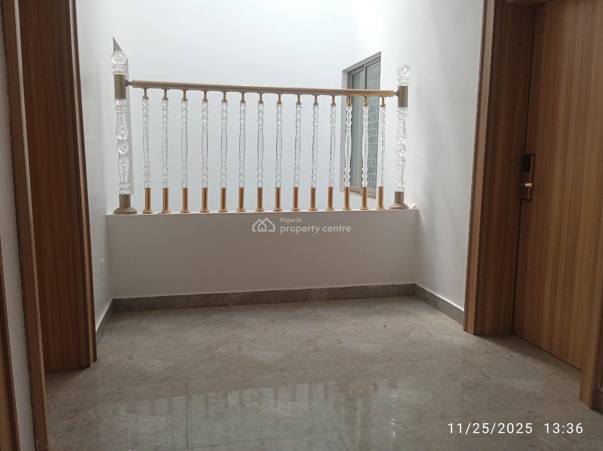 a Well-built Spacious & Serviced 6-bedroom Terrace Duplex, Diplomatic Zone ( Katampe Extension), Katampe Extension, Katampe, Abuja, Terraced Duplex for Rent