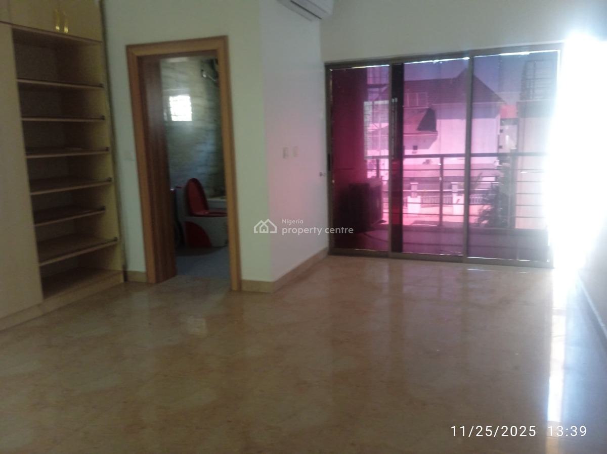 a Well-built Spacious & Serviced 6-bedroom Terrace Duplex, Diplomatic Zone ( Katampe Extension), Katampe Extension, Katampe, Abuja, Terraced Duplex for Rent