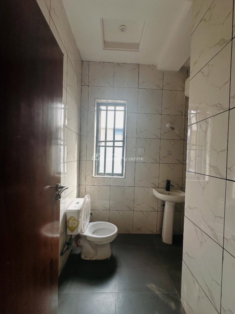 Fully Serviced 3 Bedroom Maisonette with Bq, 3 Bedroom Maisonette for Rent, Lekki Phase 1, Lekki, Lagos, House for Rent