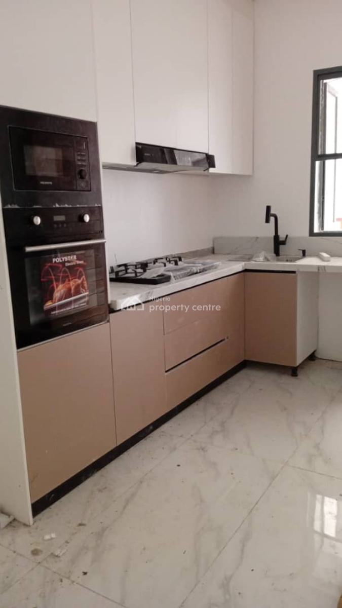 Nicely Built 1 Bedroom Apartment, Lekki, Lagos, Flat / Apartment for Sale