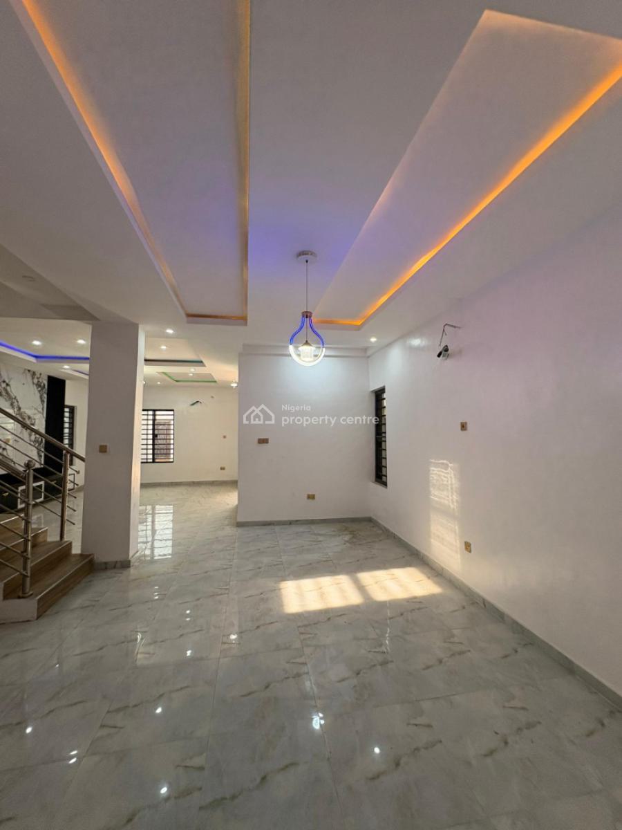 4 Bedroom Terrace Duplex, Location:ikolaba Estate,ibadan, Ibadan, Oyo, House for Sale