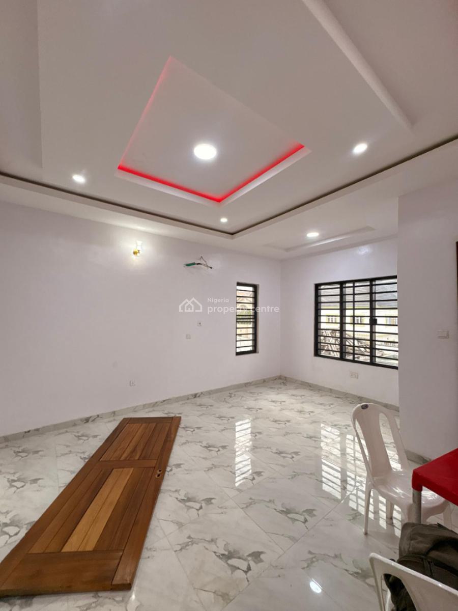 4 Bedroom Terrace Duplex, Location:ikolaba Estate,ibadan, Ibadan, Oyo, House for Sale