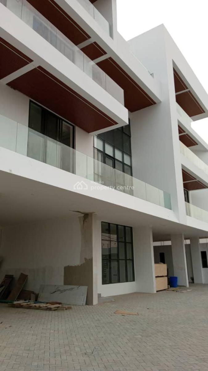 Spacious 2 Bedroom Apartment, Lekki, Lagos, Flat / Apartment for Sale