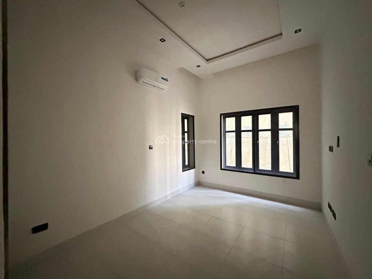 2-bedroom Apartment with Bq, Lekki Phase 1, Lekki, Lagos, Flat / Apartment for Rent