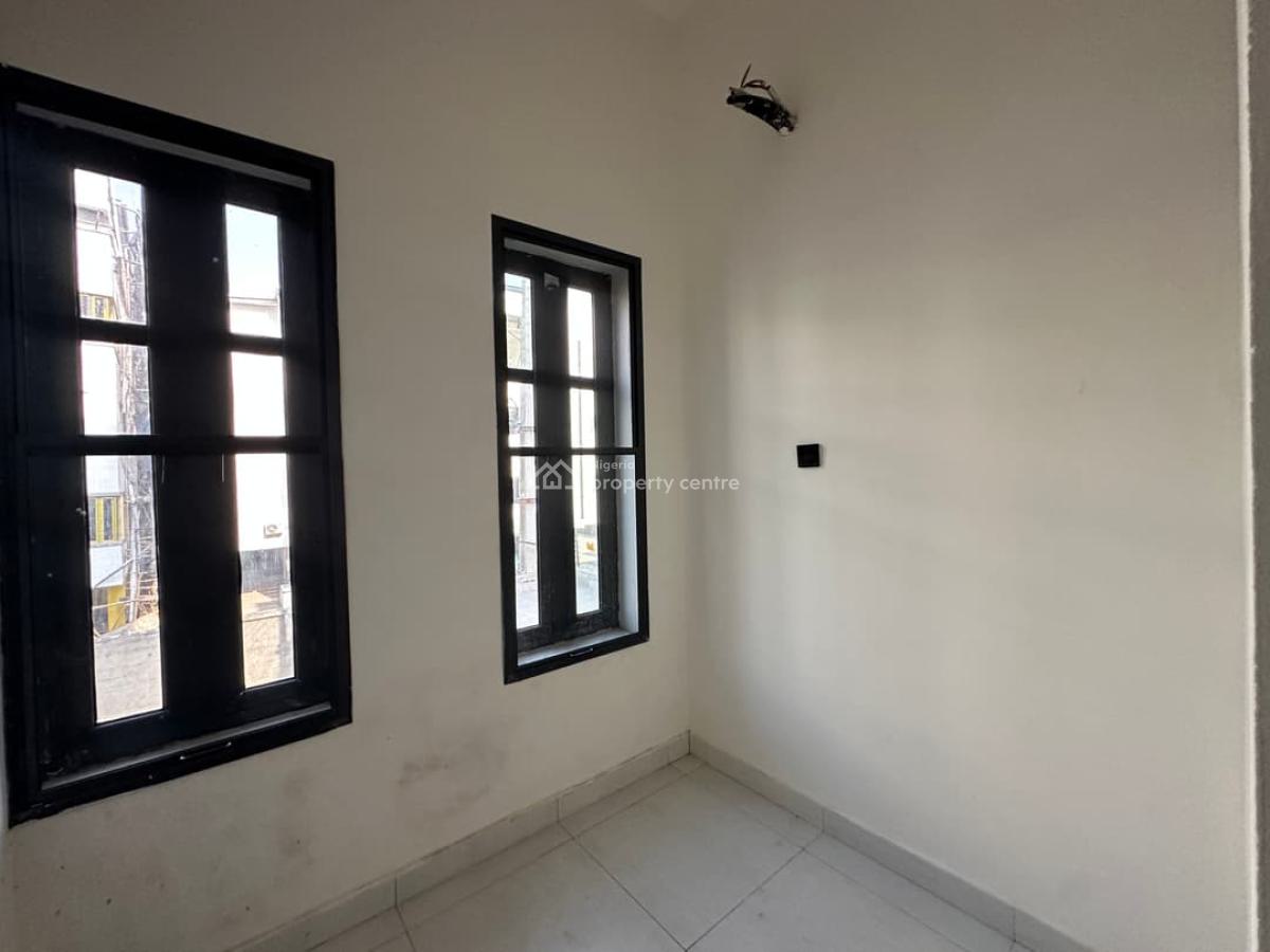 2-bedroom Apartment with Bq, Lekki Phase 1, Lekki, Lagos, Flat / Apartment for Rent