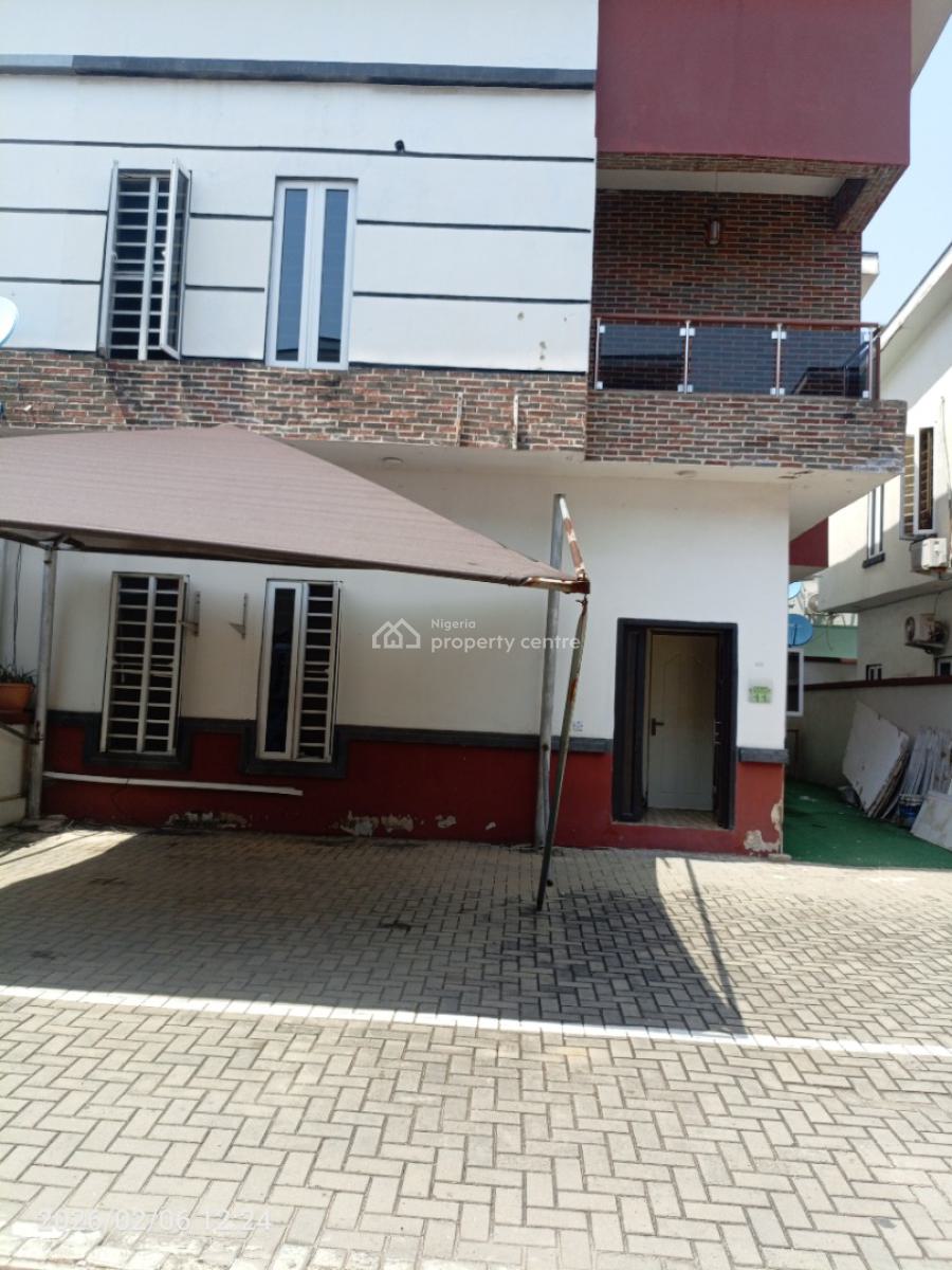 4 Bedroom Semi Detached Duplex with Bq Distress, Van Daniel, Orchid Road, Ikota, Lekki, Lagos, Semi-detached Duplex for Sale