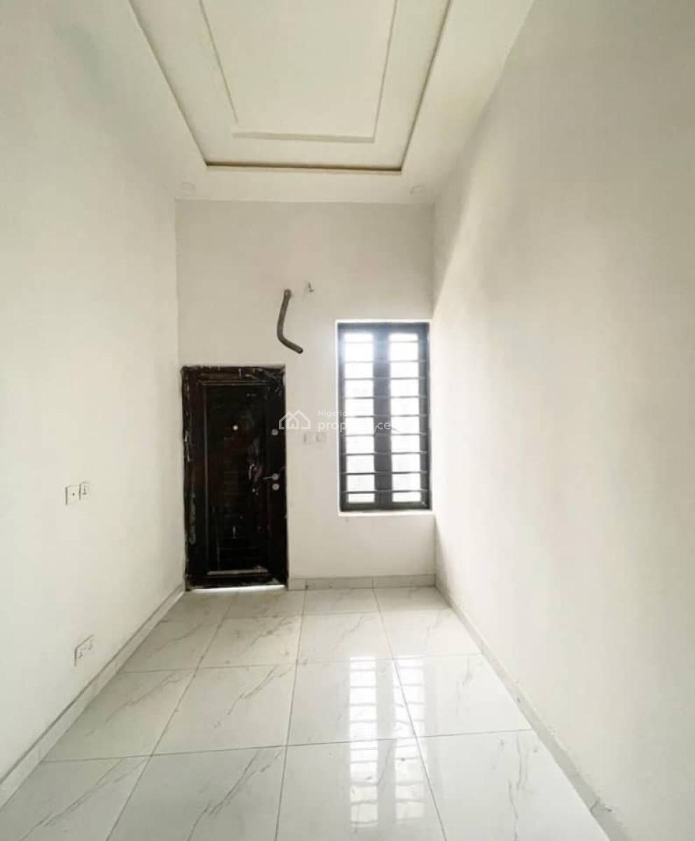 Direct Letting  a Beautiful & Standard Shared Ap, Orchid Road, Lekki, Lagos, Flat / Apartment for Rent