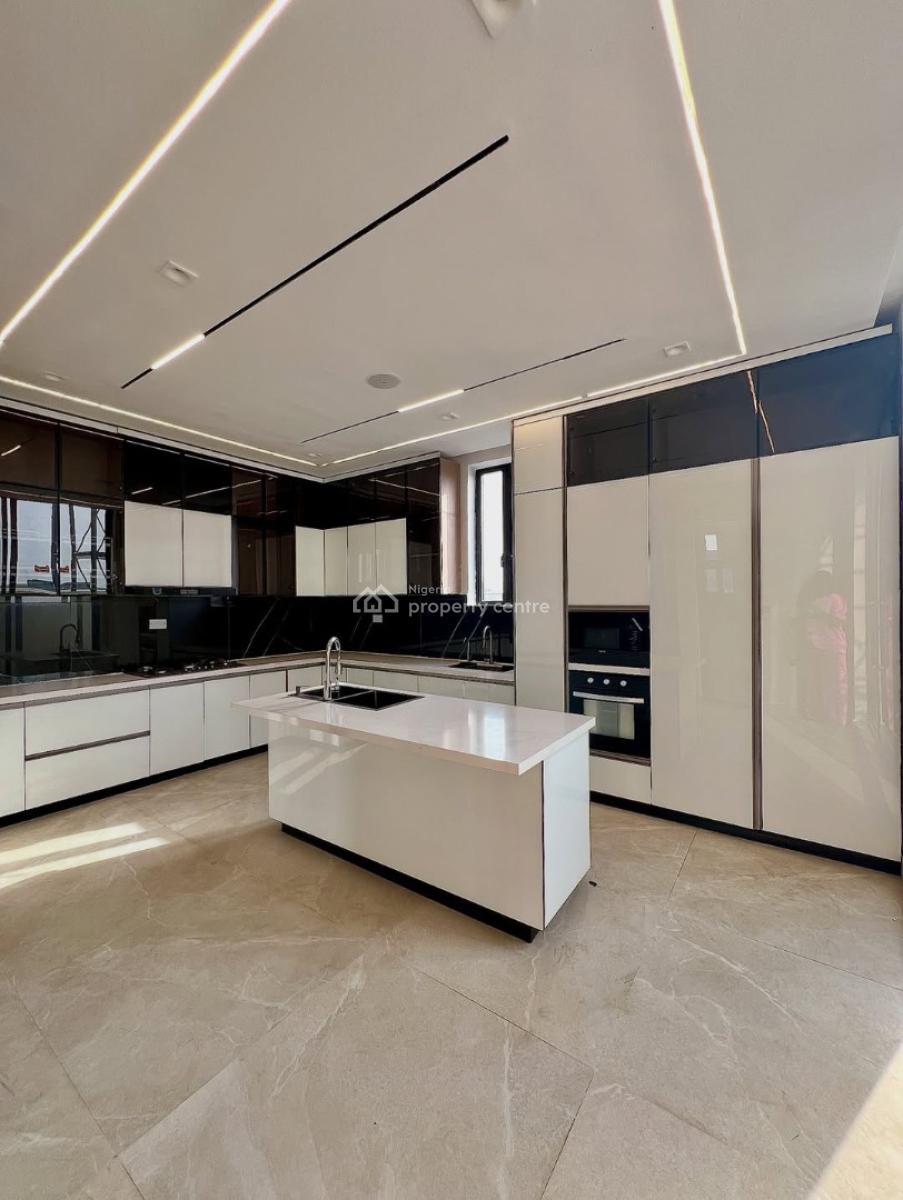 Massive 5 Bedroom Detached Duplex, Lekki Phase 1, Lekki, Lagos, Detached Duplex for Sale