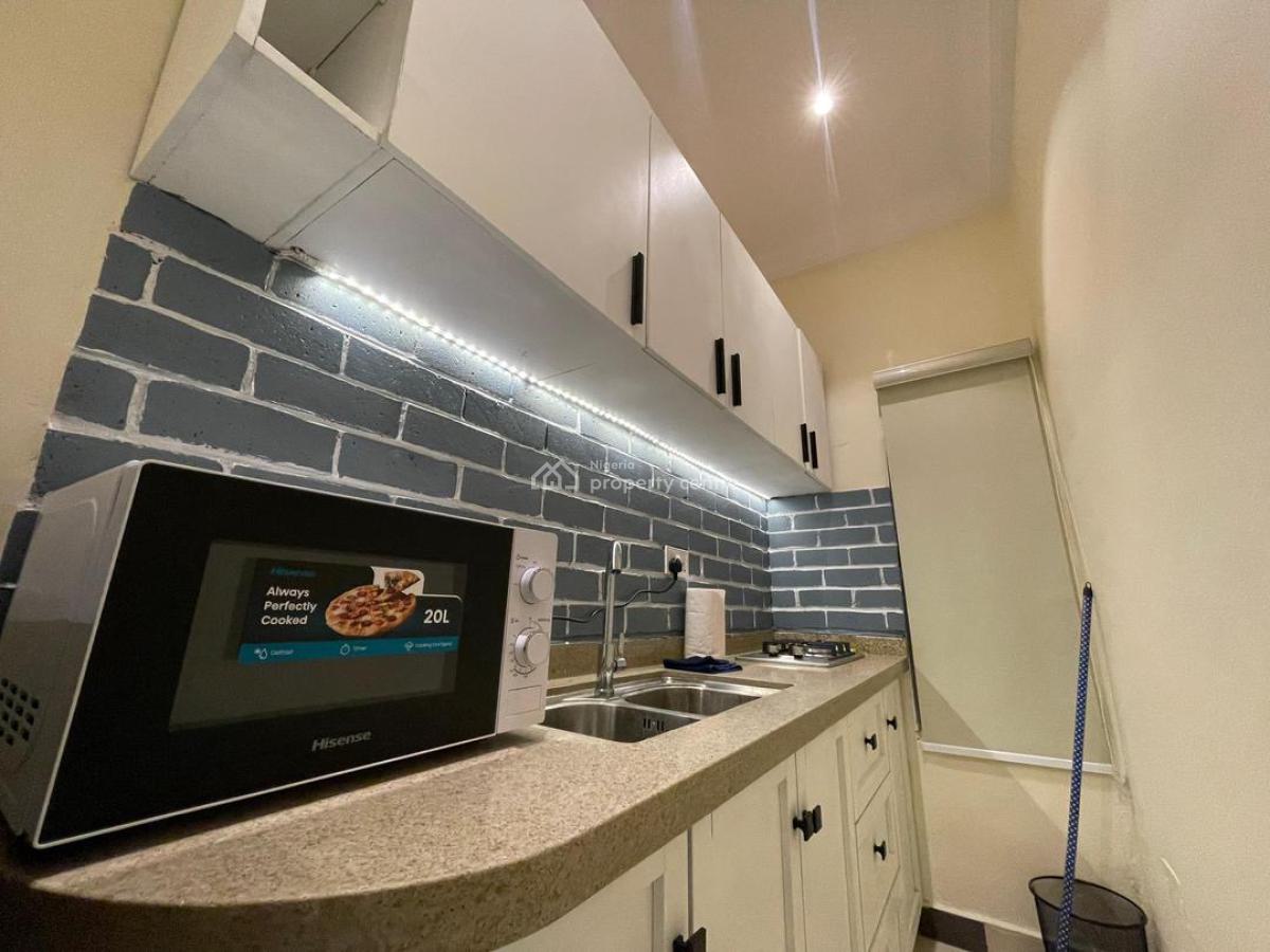 1bedroom Apartment with Ps5 on Request,balcony and Board Games, Lekki Phase 1, Lekki, Lagos, Flat / Apartment Short Let