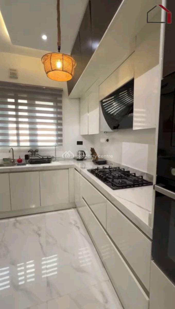 Fully Furnished 2 Bedrooms Apartment with Furnished Bq, Off Chibo Ofodile Lekki Phase 1., Lekki Phase 1, Lekki, Lagos, Flat / Apartment for Rent