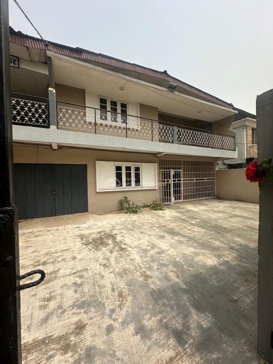 Well Maintained 4 Bed Rooms Semi Detached Duplex with 2 Bed Room Flat, Ilupeju Lagos, Ilupeju, Lagos, Semi-detached Duplex for Rent