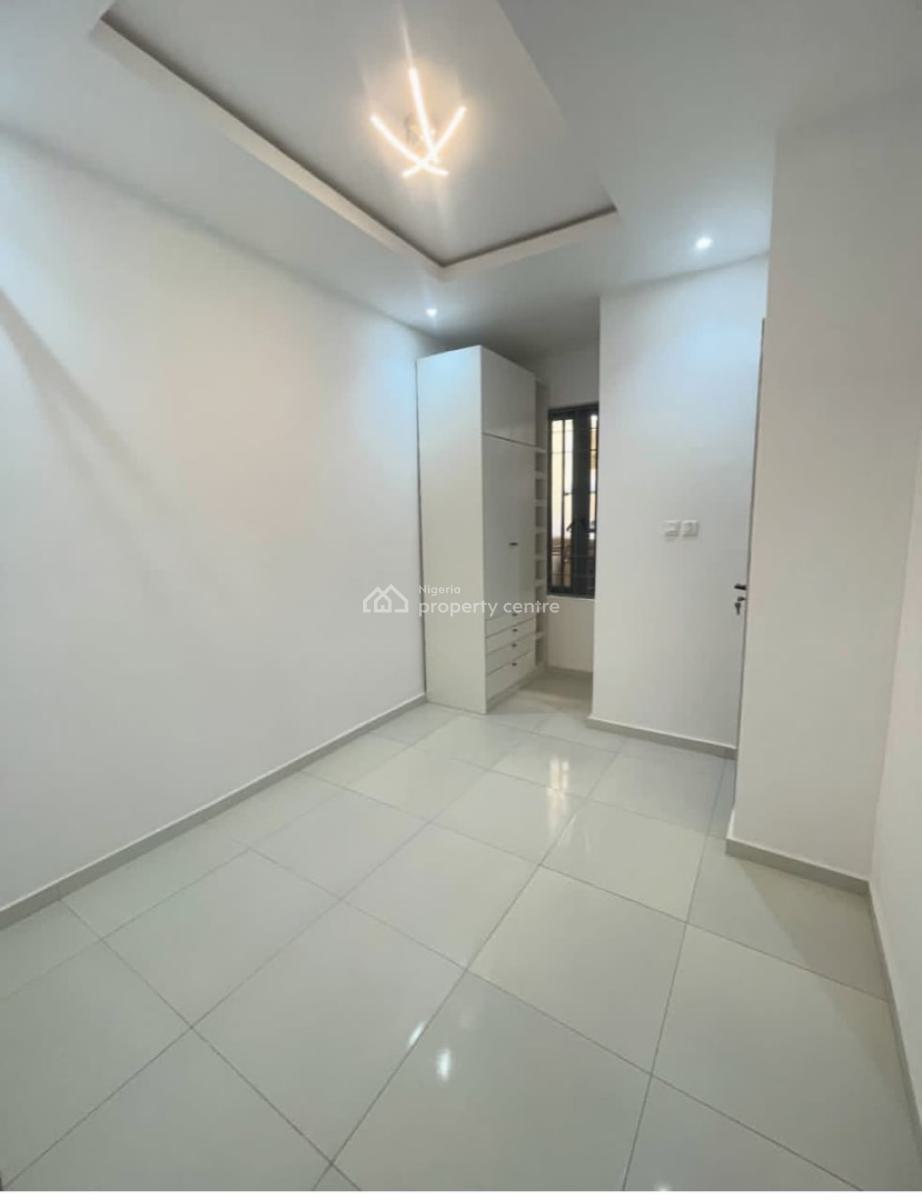 Clean 4bedroom Semi Detached Duplex with Bq, Lekki Phase 1, Lekki, Lagos, Semi-detached Duplex for Rent