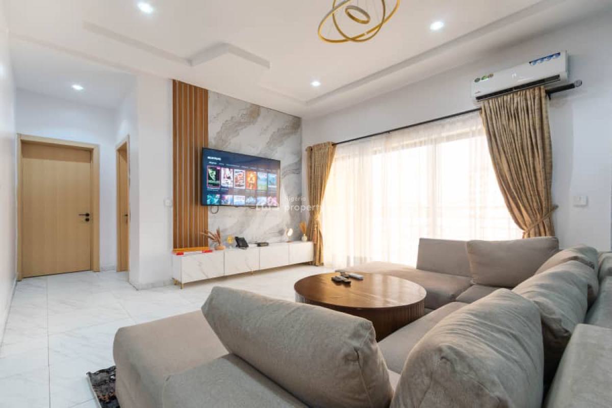 Luxurious and Spacious 1 Bedroom Apartment in a Secured Estate, Lekki Phase 1, Lekki, Lagos, Flat / Apartment Short Let