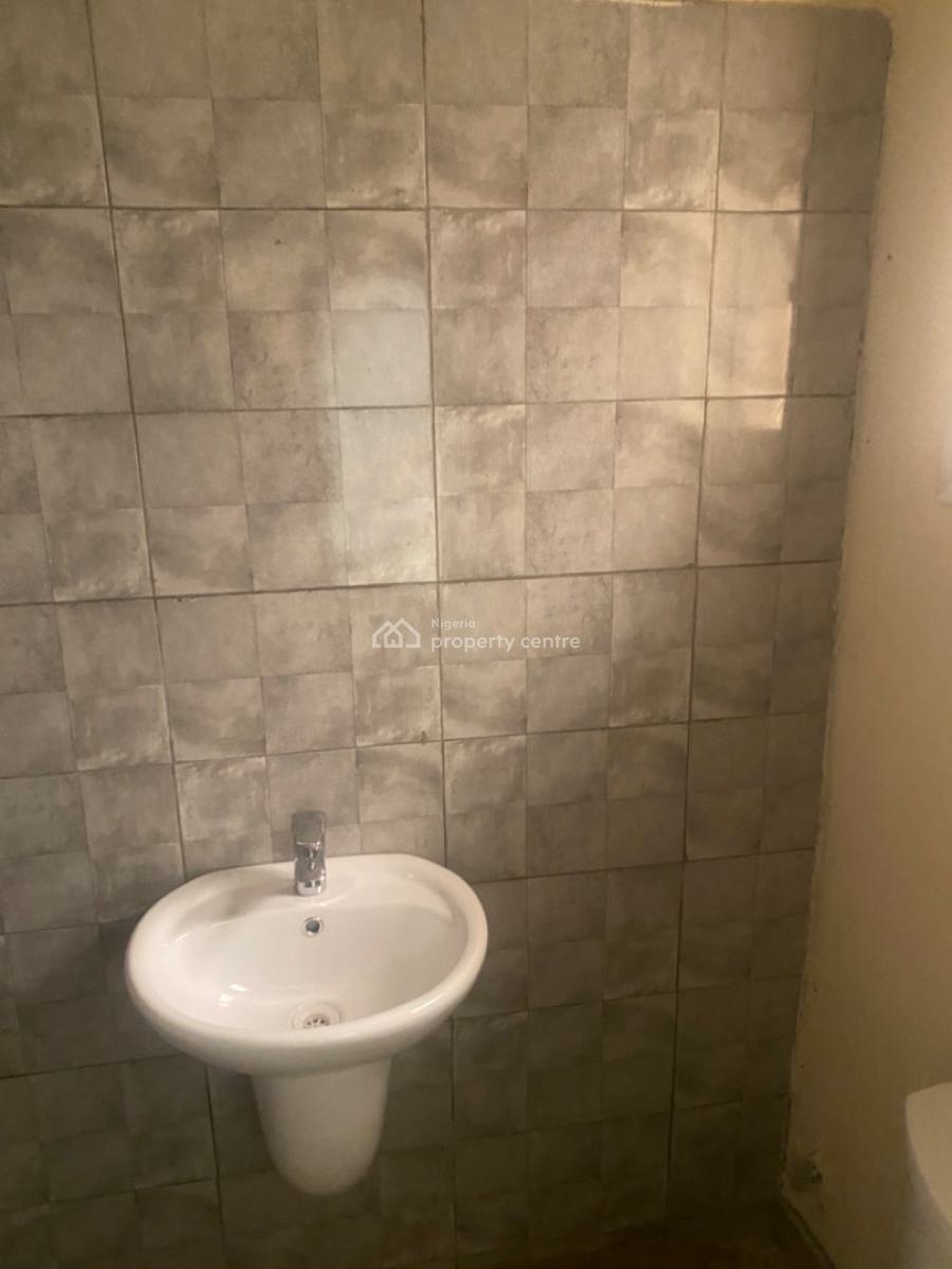 Single Room Bq in an Estate, Lekki, Lagos, Self Contain (single Rooms) for Rent