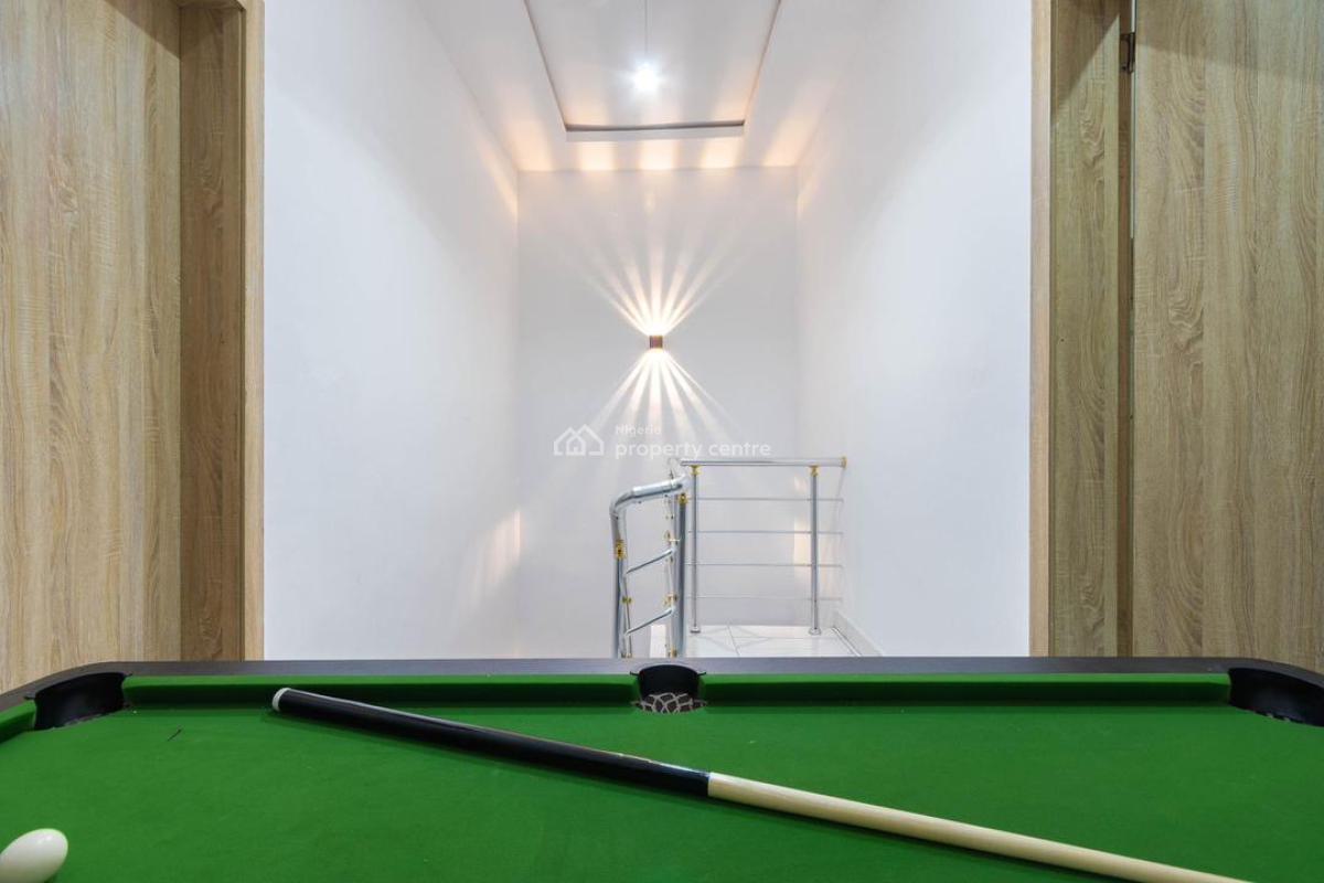 Brand New Luxury 2bedroom in Lekki Phase 1 ., Lekki Phase 1, Lekki, Lagos, Flat / Apartment Short Let