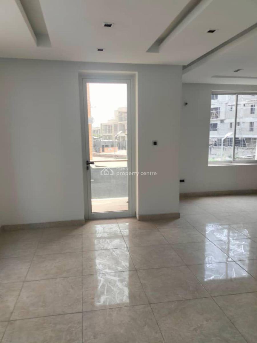 4 Bed Rooms Semi Detached Self Compound Duplex, Off Banana Road Ikoyi Lagos, Ikoyi, Lagos, Semi-detached Duplex for Sale