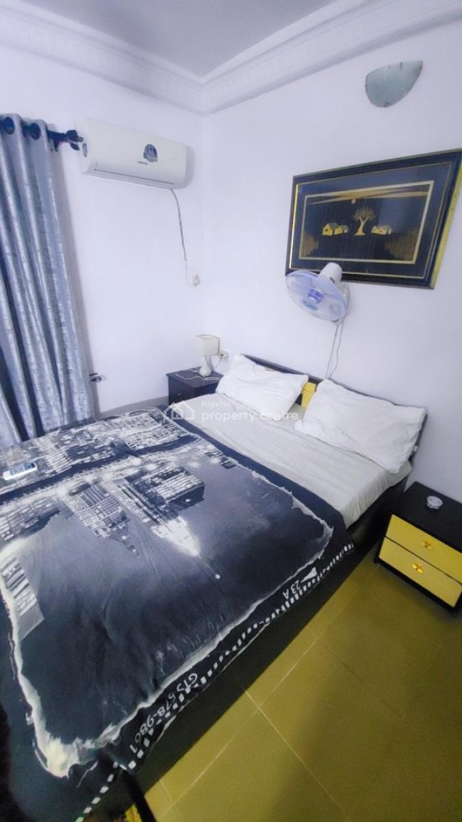 Luxury 1 Bedroom in a Serene Estate, Igbogbo Bayeku Road.beshide Fasola Estate., Igbogbo, Ikorodu, Lagos, Mini Flat (room and Parlour) Short Let