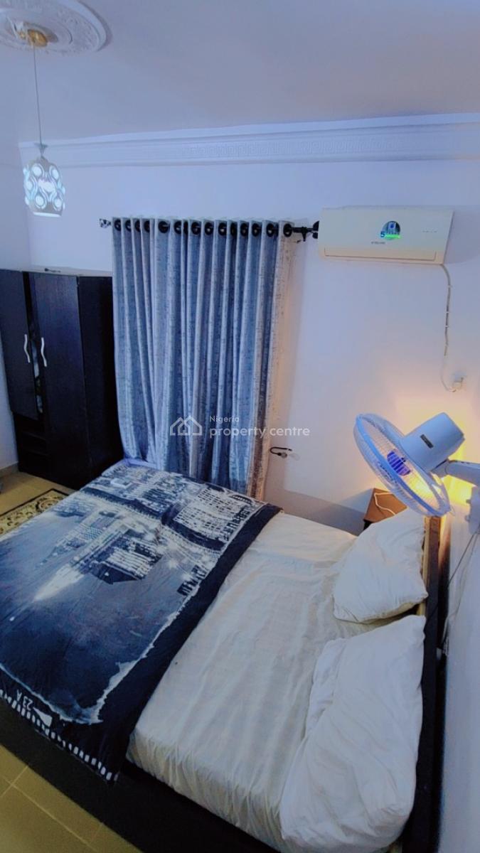Luxury 1 Bedroom in a Serene Estate, Igbogbo Bayeku Road.beshide Fasola Estate., Igbogbo, Ikorodu, Lagos, Mini Flat (room and Parlour) Short Let