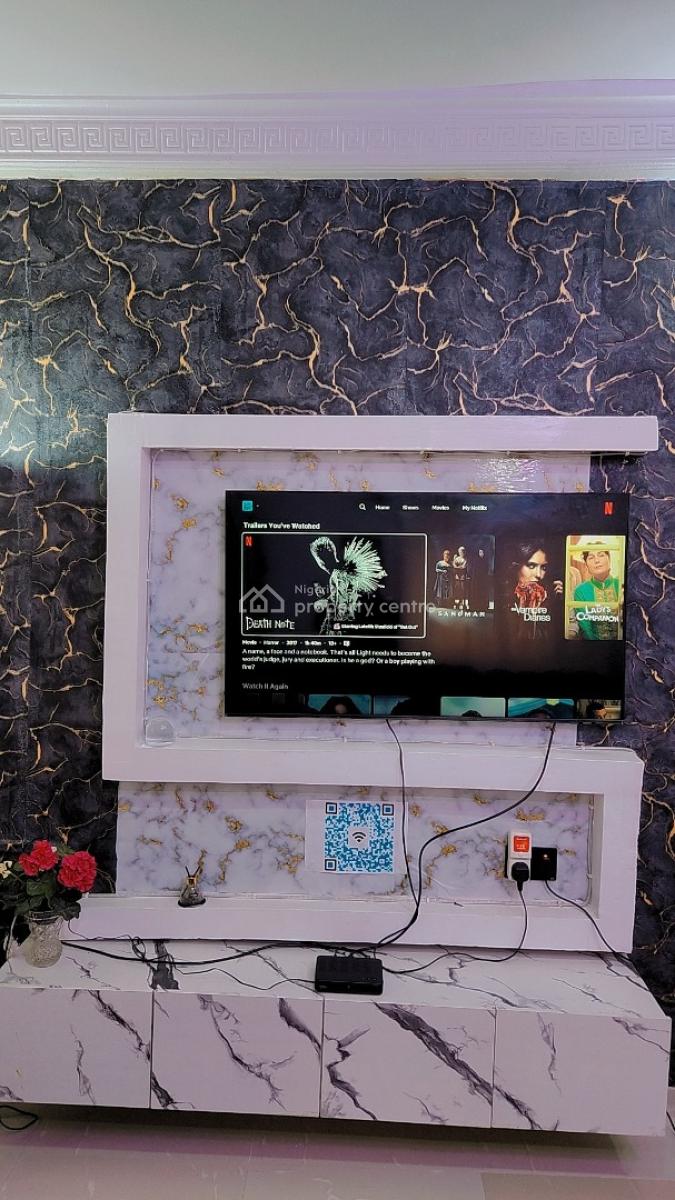 Luxury 1 Bedroom in a Serene Estate, Igbogbo Bayeku Road.beshide Fasola Estate., Igbogbo, Ikorodu, Lagos, Mini Flat (room and Parlour) Short Let