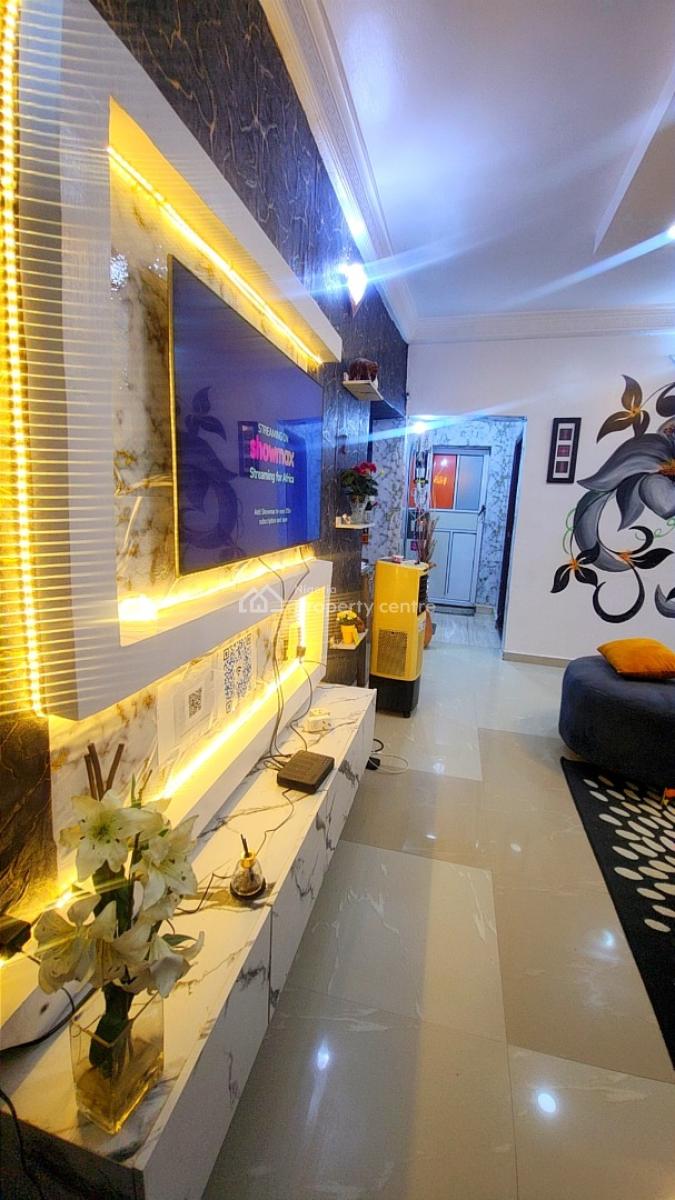 Luxury 1 Bedroom in a Serene Estate, Igbogbo Bayeku Road.beshide Fasola Estate., Igbogbo, Ikorodu, Lagos, Mini Flat (room and Parlour) Short Let