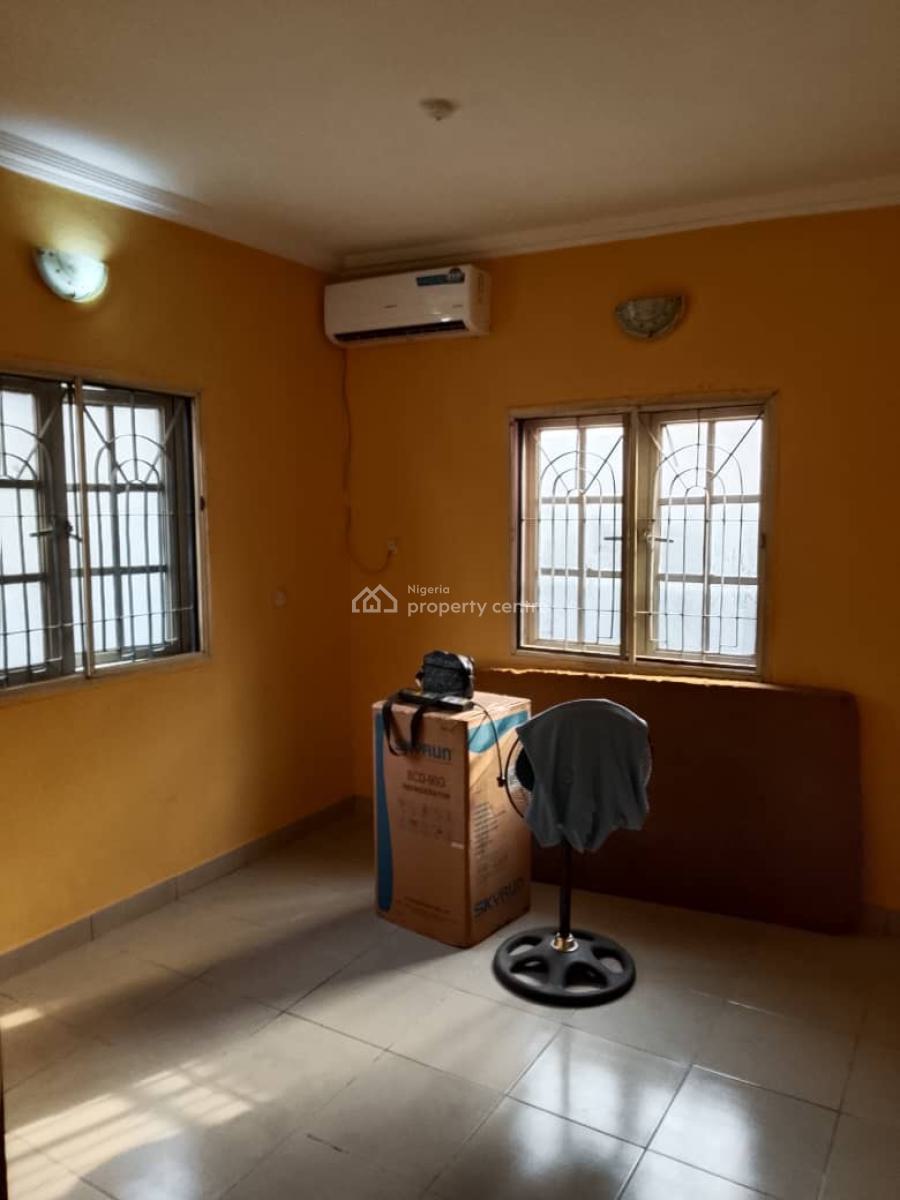 Very Lovely 2 Bedroom Apartment in a Secured Estate, Gateway Zone, Gra Phase 1, Magodo, Lagos, Flat / Apartment for Rent