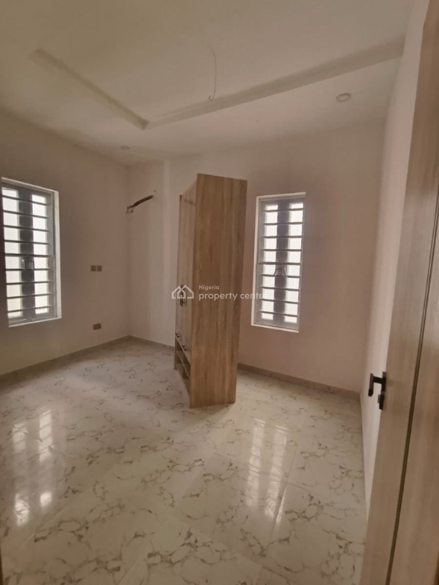 Fully Detached 4 Bedroom with Bq in a Fully Serviced Estate, Lekki County, Ikota, Lekki, Lagos, Detached Duplex for Rent