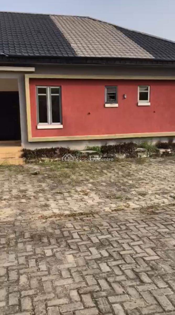 Well Maintained 3bedroom Bungalow, Oribanwa Phase2, Awoyaya, Ibeju Lekki, Lagos, Terraced Bungalow for Rent