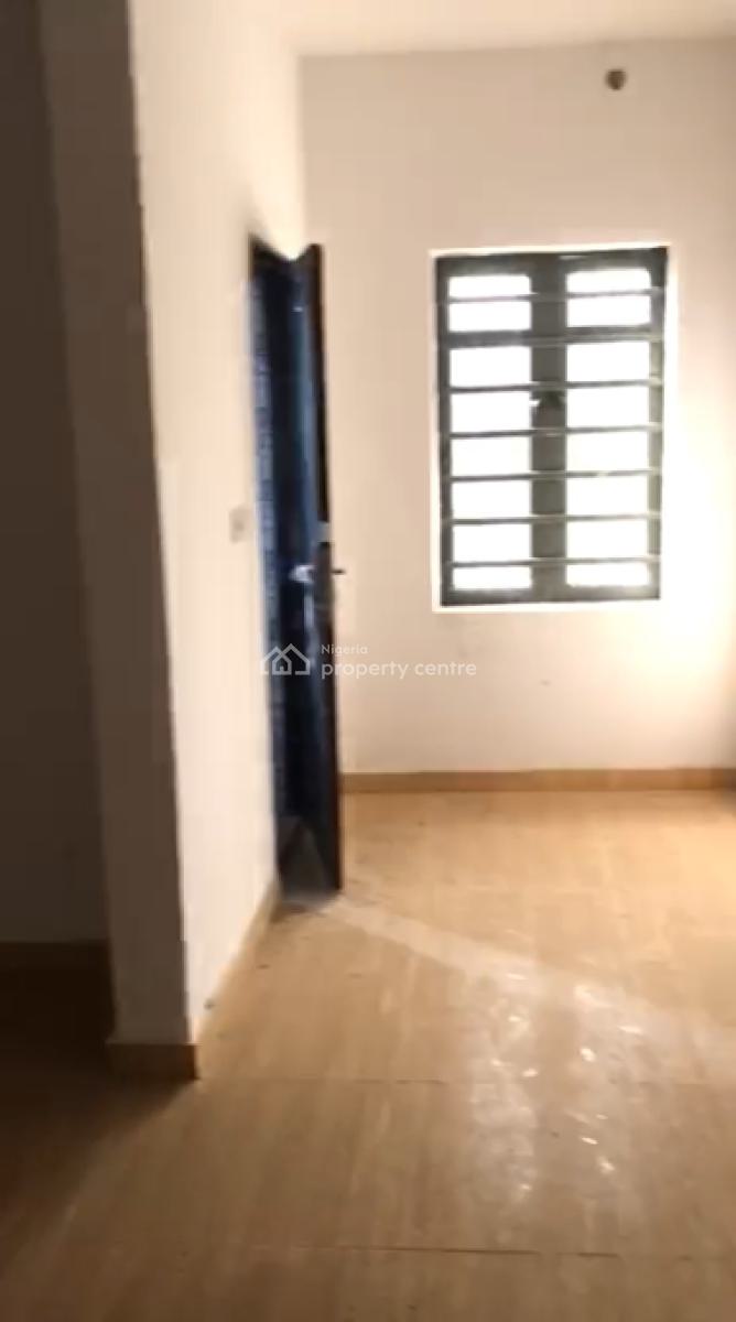 Well Maintained 3bedroom Bungalow, Oribanwa Phase2, Awoyaya, Ibeju Lekki, Lagos, Terraced Bungalow for Rent