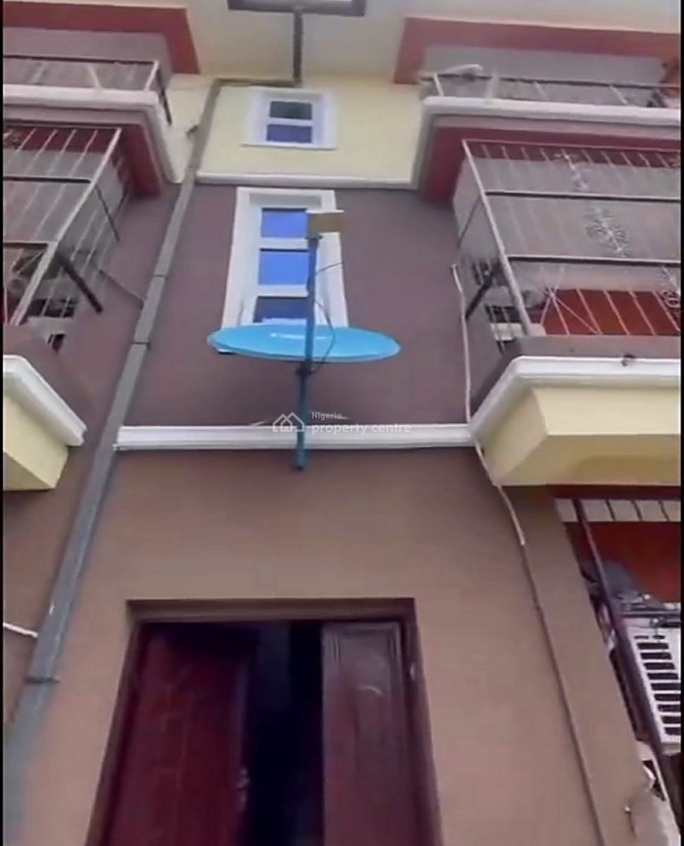 Newly Built 6 Units of 2 Bedroom Apartments, Nwuigwe Off Alcon Road, Woji, Port Harcourt, Rivers, Block of Flats for Sale