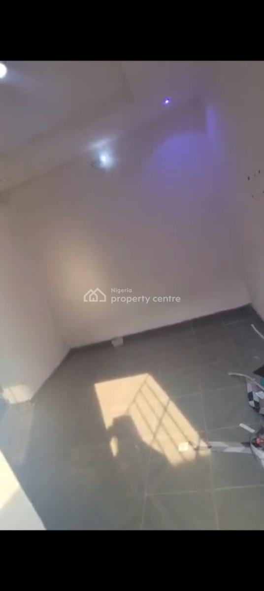 Very Decent and Spacious Miniflat Apartment with Pop Design, Cabinet, Ogundoku Road, Shomolu, Lagos, Mini Flat (room and Parlour) for Rent