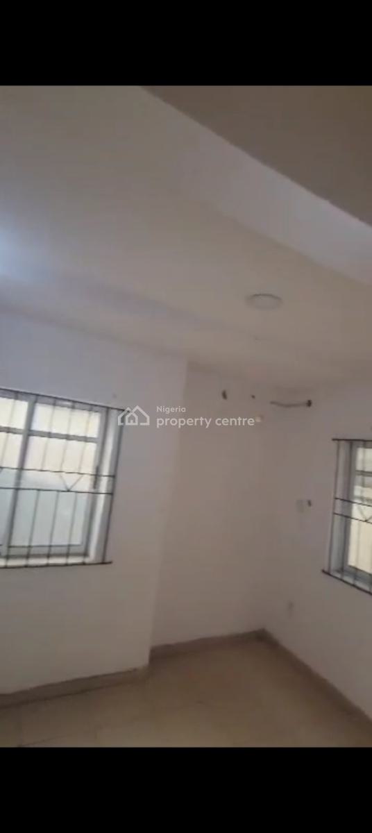 Very Decent and Spacious Miniflat Apartment with Pop Design, Cabinet, Ogundoku Road, Shomolu, Lagos, Mini Flat (room and Parlour) for Rent