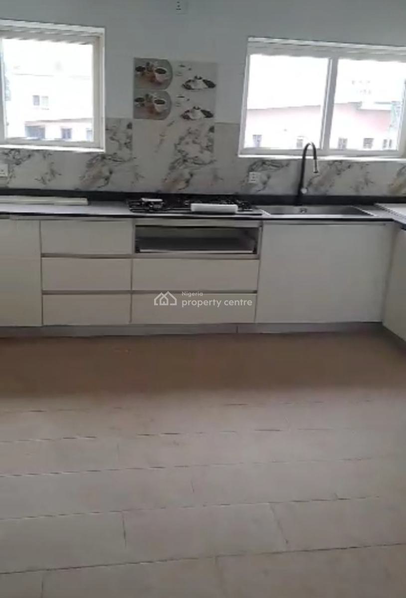 Classic 4 Bedroom Flat    Classic Penthouse Massive  Site Out Views ,,, Oniru, Victoria Island (vi), Lagos, Flat / Apartment for Sale