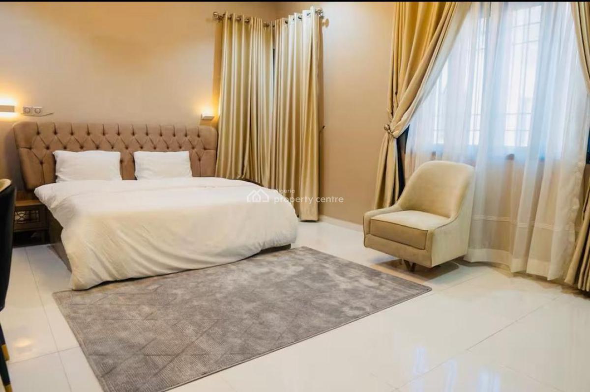 Luxury Furnished 3 Bedroom Flat with a Bq, Lekki Phase 1, Lekki, Lagos, Flat / Apartment for Rent