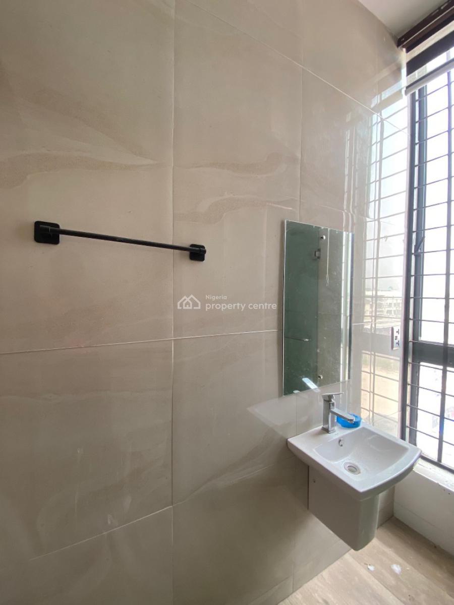 Stunning  Fully Serviced 4 Bedroom Terrace Duplex with Bq, Lekki, Lagos, Detached Duplex for Sale