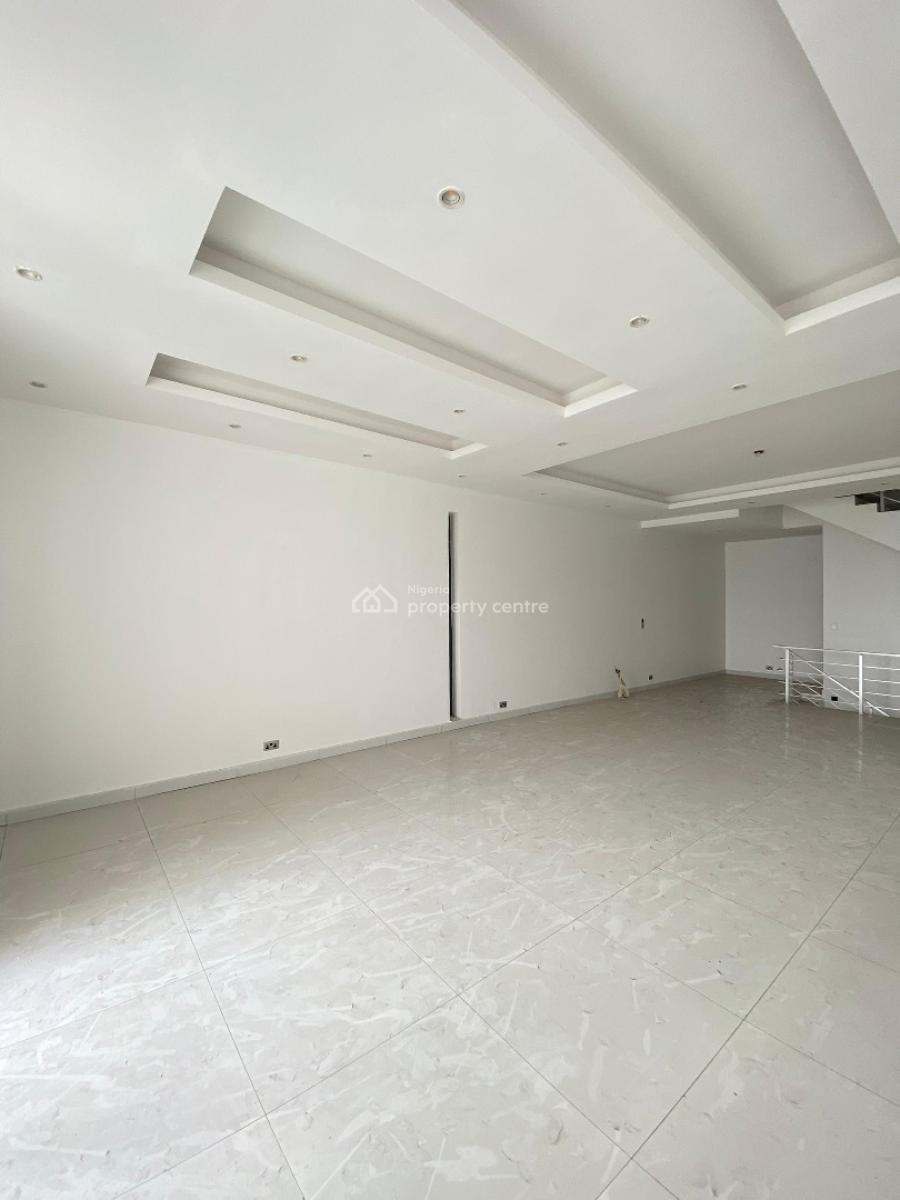 Stunning  Fully Serviced 4 Bedroom Terrace Duplex with Bq, Lekki, Lagos, Detached Duplex for Sale